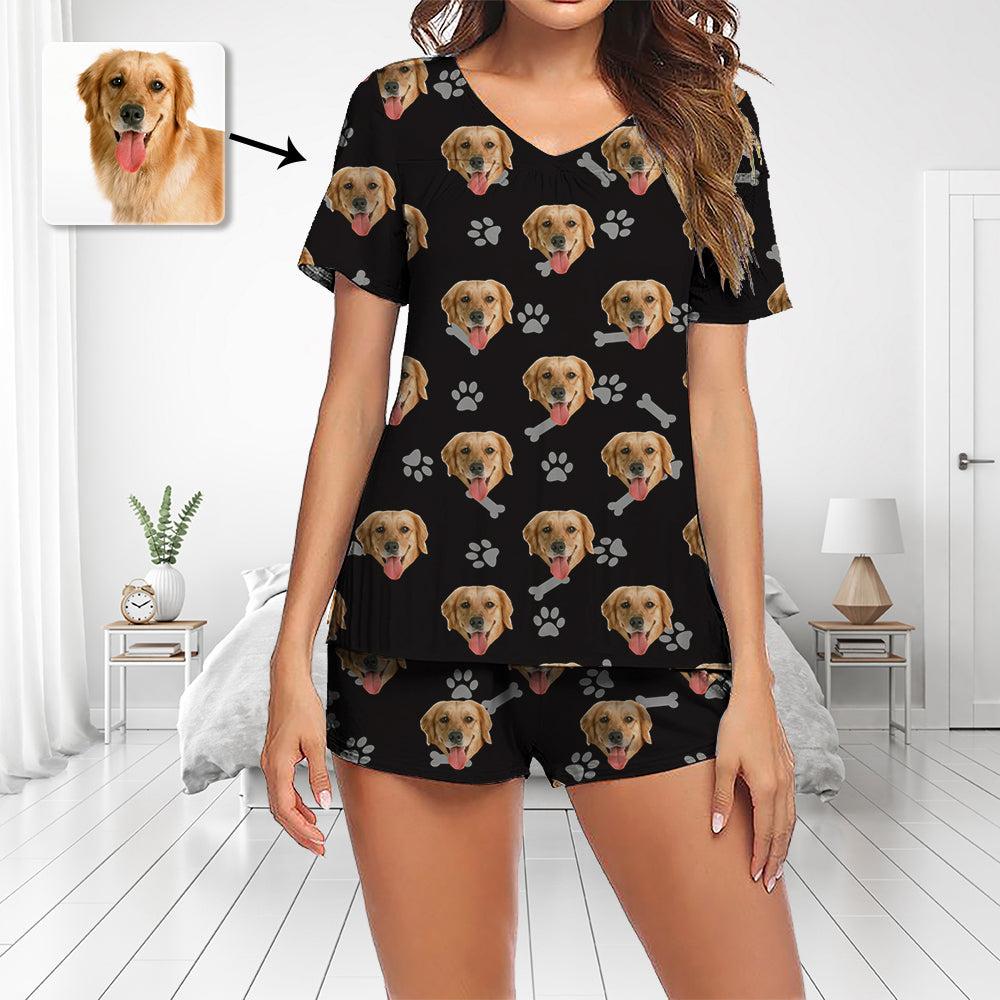 Benutzerdefinierte Foto Pyjama Set Kurzarm V-Ausschnitt Pyjama Damen Shorts Pyjama Set Nachtwäsche Nachtwäsche Hund Fußabdruck mit Knochen